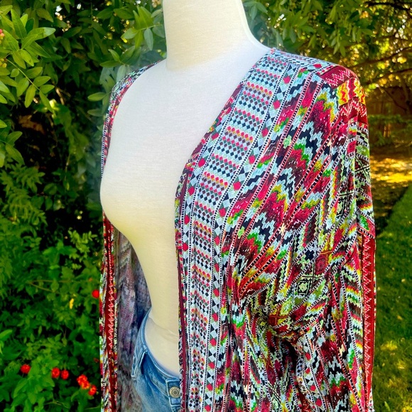 Roommates Multicolor Patterned Fabric - Picture 3 of 8